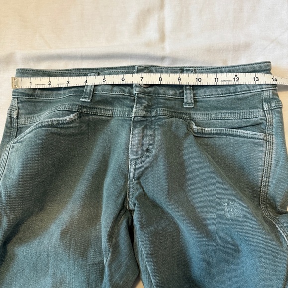 Closed 27 Pedal Star Skinny Jeans ~ Low Rise Distressed Green - Picture 4 of 8